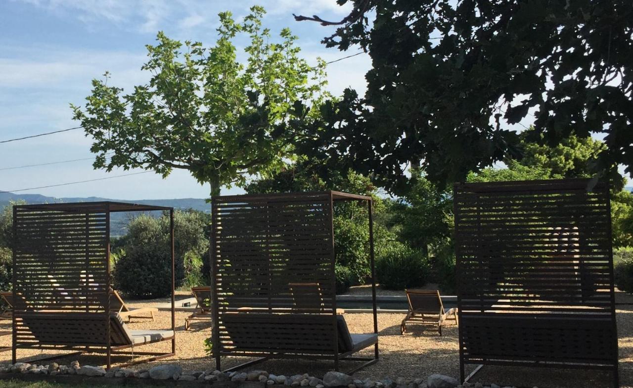 Le Vieux Portail Bed & Breakfast Saint-Saturnin-lès-Apt Dış mekan fotoğraf