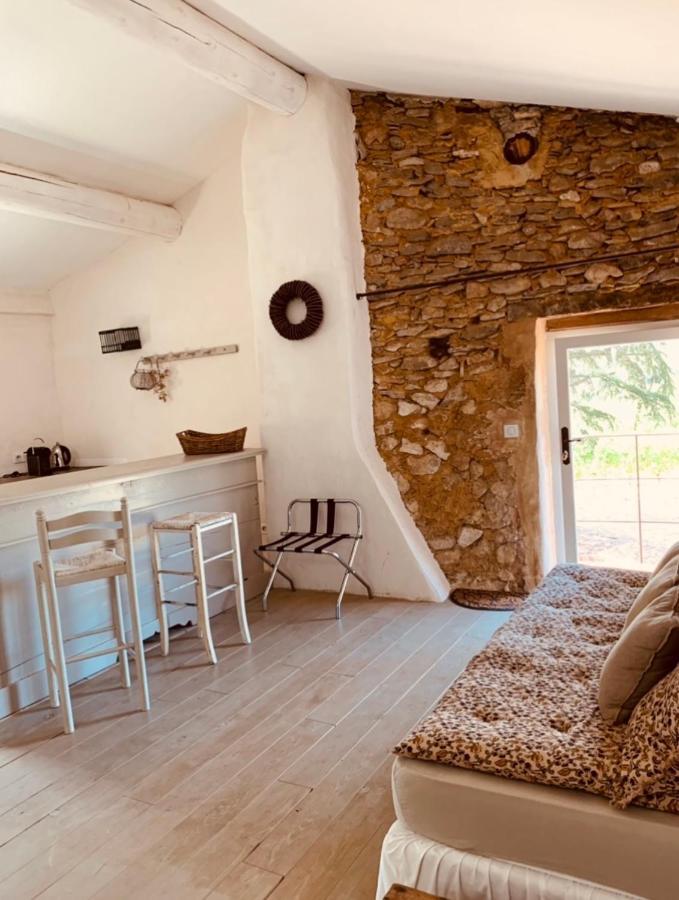 Le Vieux Portail Bed & Breakfast Saint-Saturnin-lès-Apt Dış mekan fotoğraf