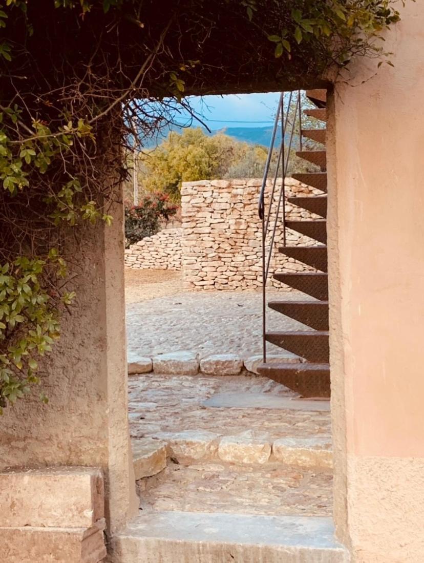 Le Vieux Portail Bed & Breakfast Saint-Saturnin-lès-Apt Dış mekan fotoğraf